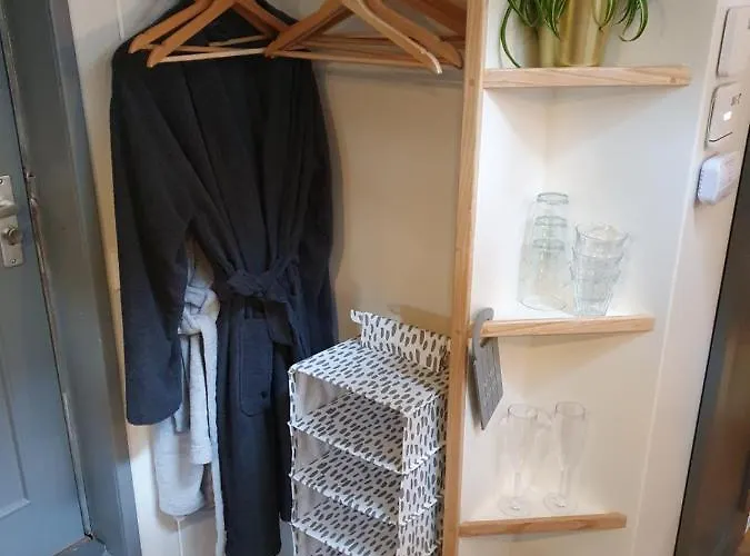 De Coaster & Aquarium Ponton *