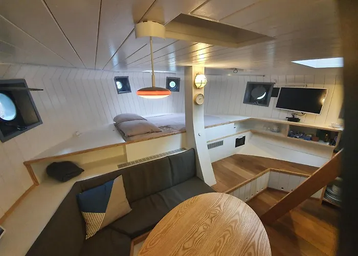 De Coaster & Aquarium Ponton * Роттердам