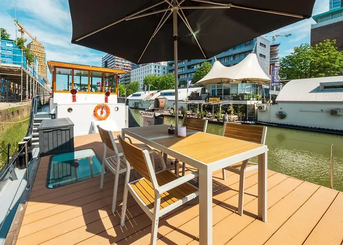 De Coaster & Aquarium Ponton *