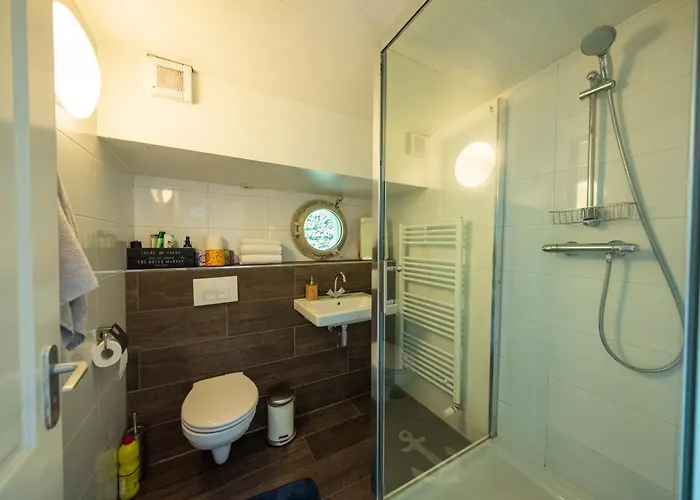 De Coaster & Aquarium Ponton Роттердам