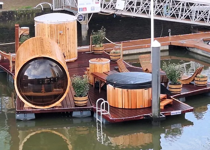 De Coaster & Aquarium Ponton Ботель Роттердам