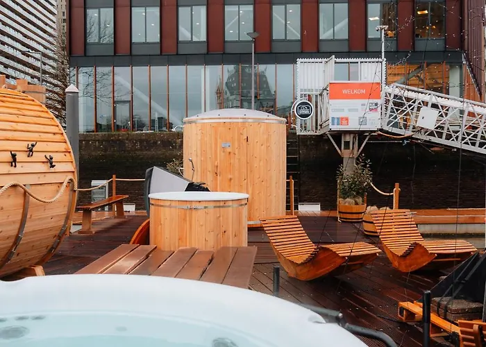 De Coaster & Aquarium Ponton Ботель Роттердам