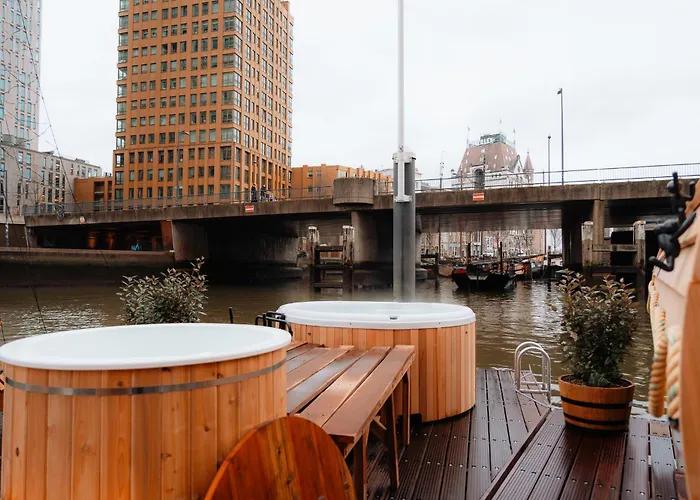 De Coaster & Aquarium Ponton * Роттердам