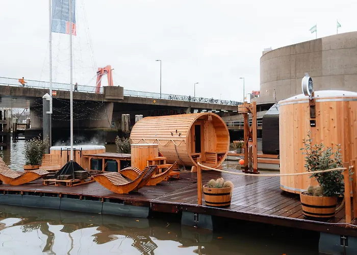 De Coaster & Aquarium Ponton * Роттердам