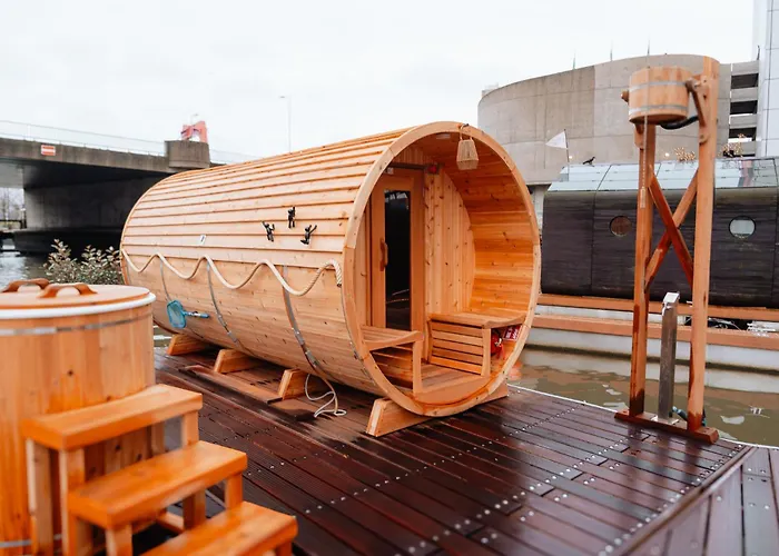 De Coaster & Aquarium Ponton * Роттердам