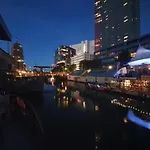 De Coaster & Aquarium Ponton * 로테르담