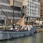 보트호텔 De Coaster & Aquarium Ponton 로테르담