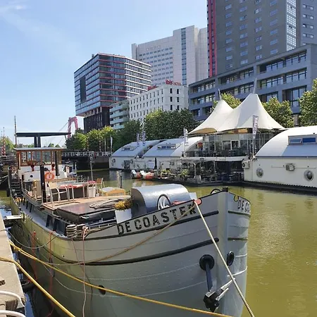 De Coaster & Aquarium Ponton