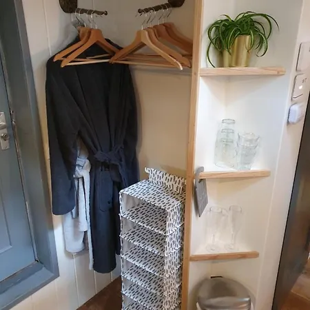 De Coaster & Aquarium Ponton *