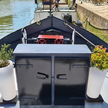 De Coaster & Aquarium Ponton ロッテルダム