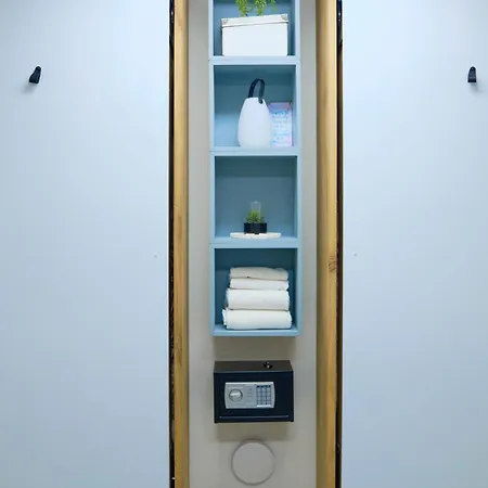 De Coaster & Aquarium Ponton *