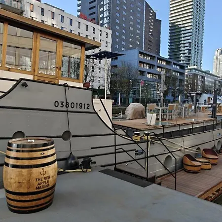 Båthotell De Coaster & Aquarium Ponton Rotterdam