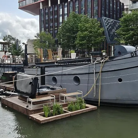 Båthotell De Coaster & Aquarium Ponton