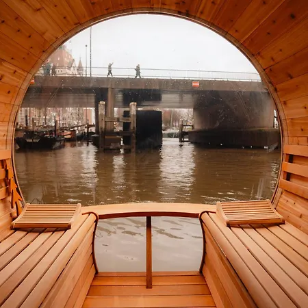 Botel De Coaster & Aquarium Ponton *