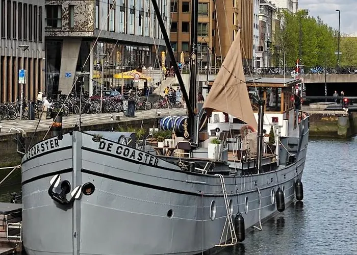 De Coaster & Aquarium Ponton *