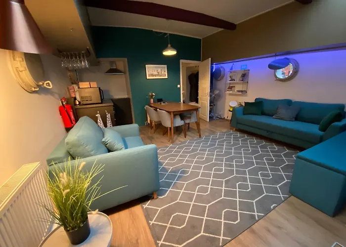 De Coaster & Aquarium Ponton *