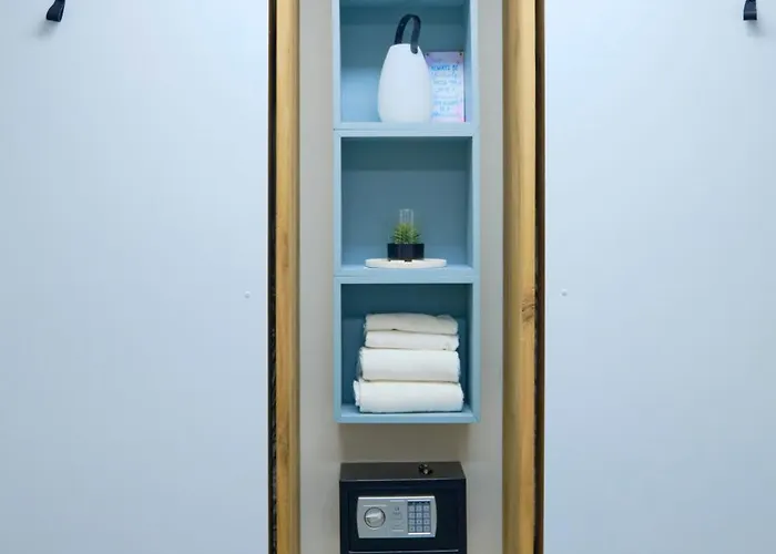 De Coaster & Aquarium Ponton *