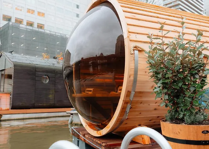 De Coaster & Aquarium Ponton *